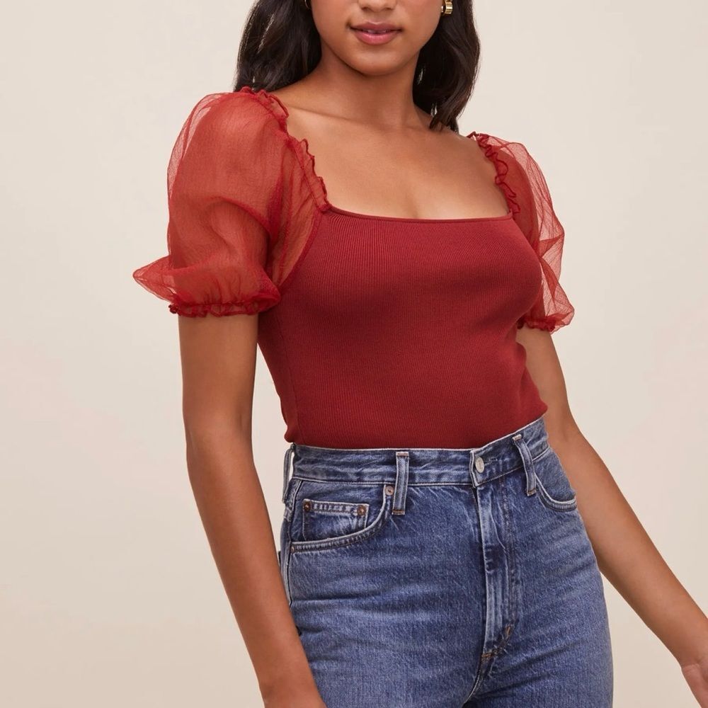 ASTR The Label Darling wine red puff sleeve bodysuit women’s size small